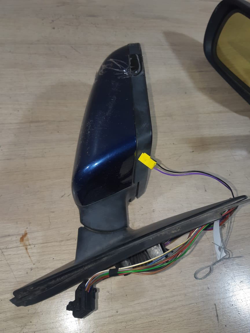 Левый ближний горит слабее и одновременно дальний в полнакала. — Ford ...