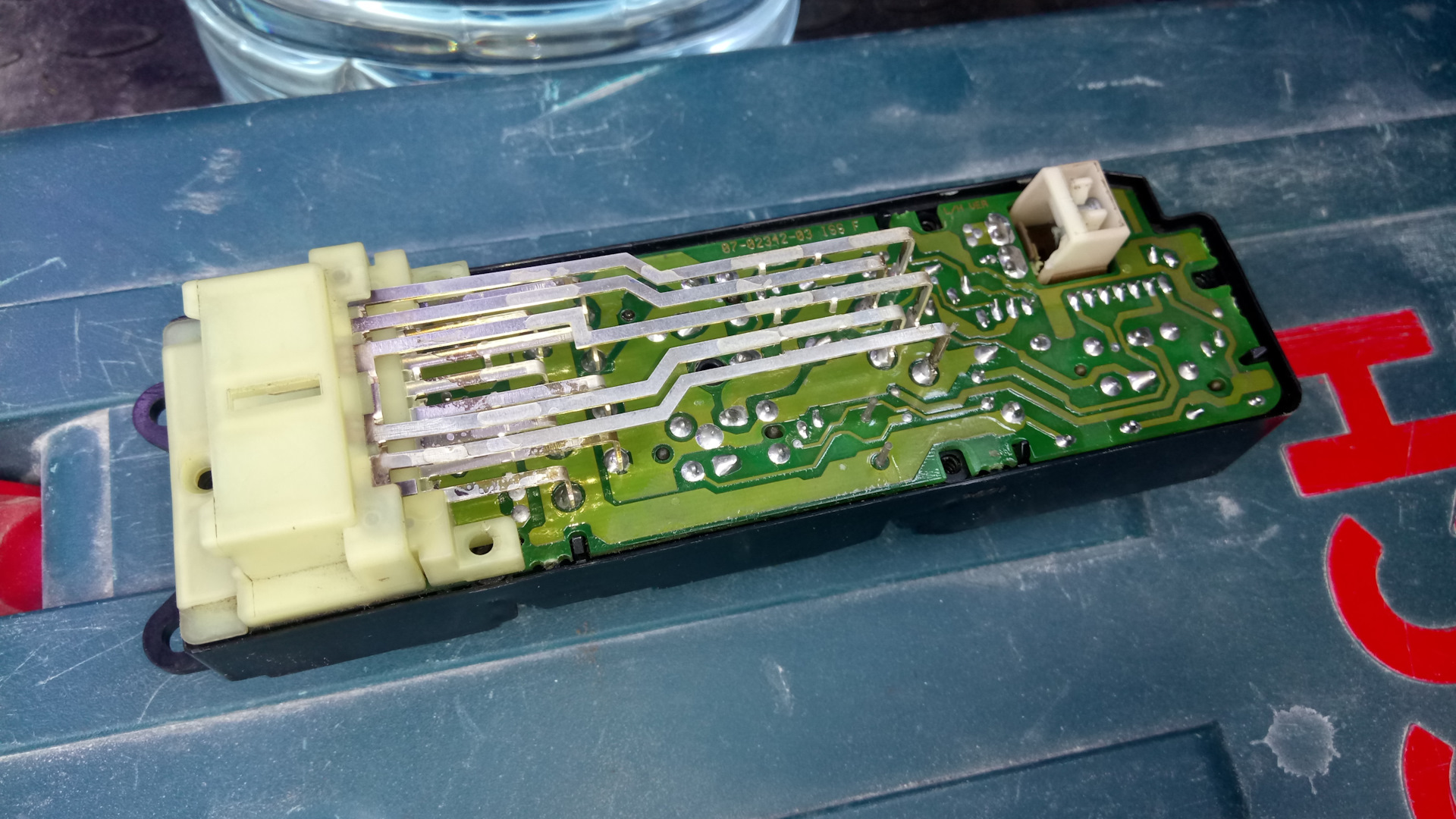 Ремонт панели стеклоподъемников — Toyota Carina E, 1,6 л., 1995 года ...