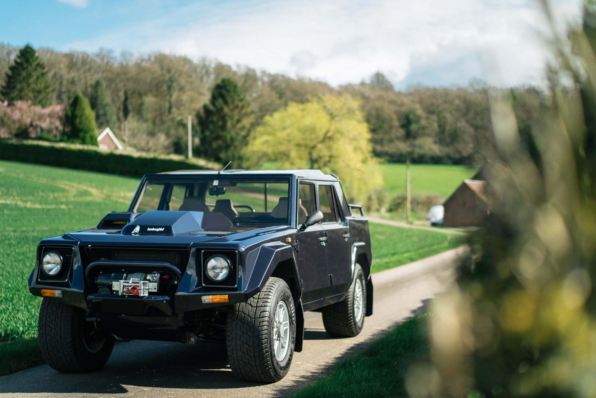 Lamborghini lm002 фото