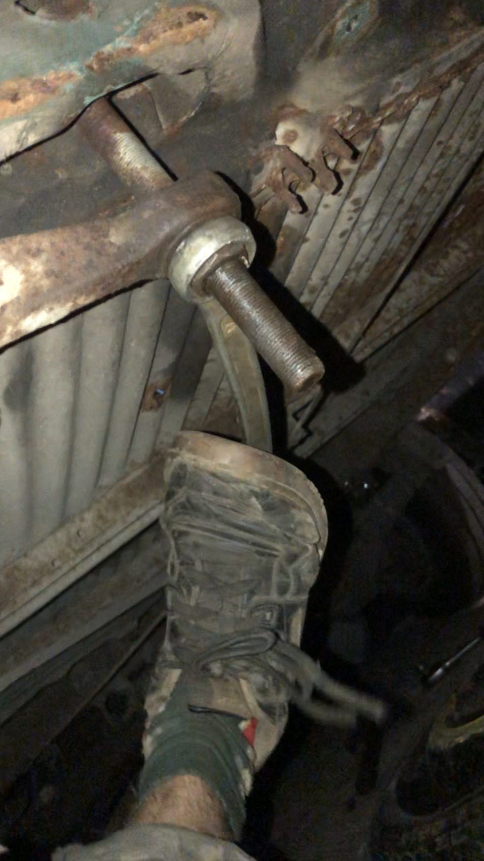 Подошло крепление торсиона — Volkswagen Caravelle (T4), 2 л, 1990 года ...