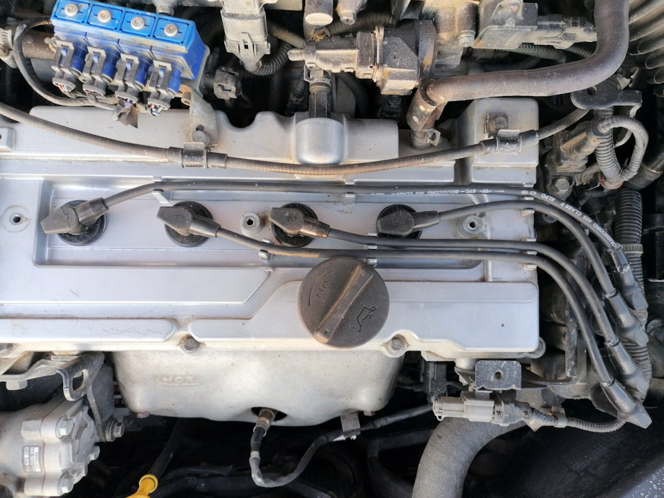 Установлены на места. Длины проводов — идеальны. — Hyundai Accent (2G)