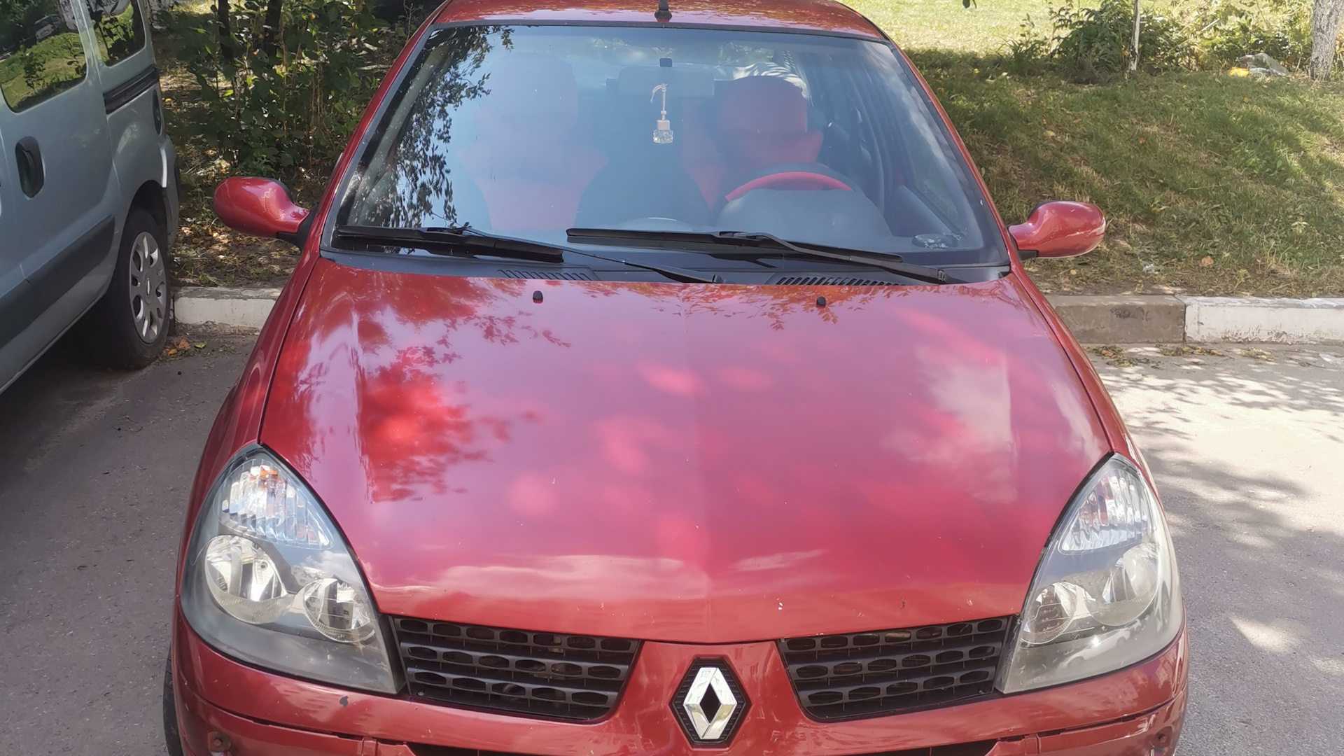 Renault Symbol 1.4 бензиновый 2006 | на DRIVE2