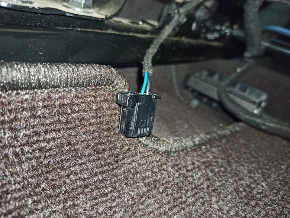 Отключение сигнала непристегнутого ремня — Opel Insignia (1G), 2 л ...