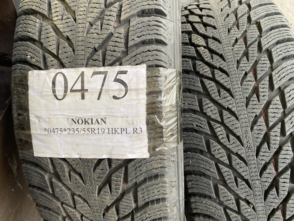 Nokian autograph. Nokian Hakkapeliitta r3 SUV. 285/45/19 Hakkapeliitta r3. Хаккапелита 3r 2454019. Нокиан Hakkapeliitta r3 235 35 19 драйв.