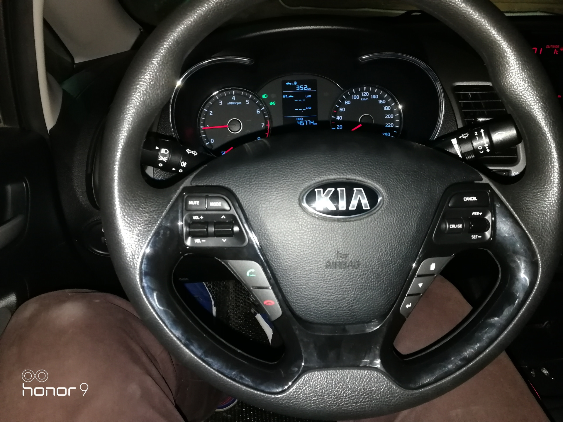Как снять руль киа церато Замена кнопок руля - KIA Cerato (3G), 1,6 л, 2014 года своими руками DRIVE2