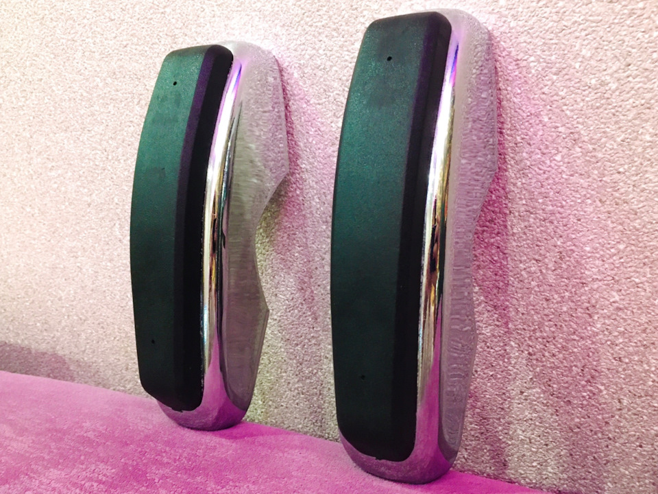 Для ИЖевских автомобилей "Мoсквич" 412, 2125 "Комби", Пара новых ...