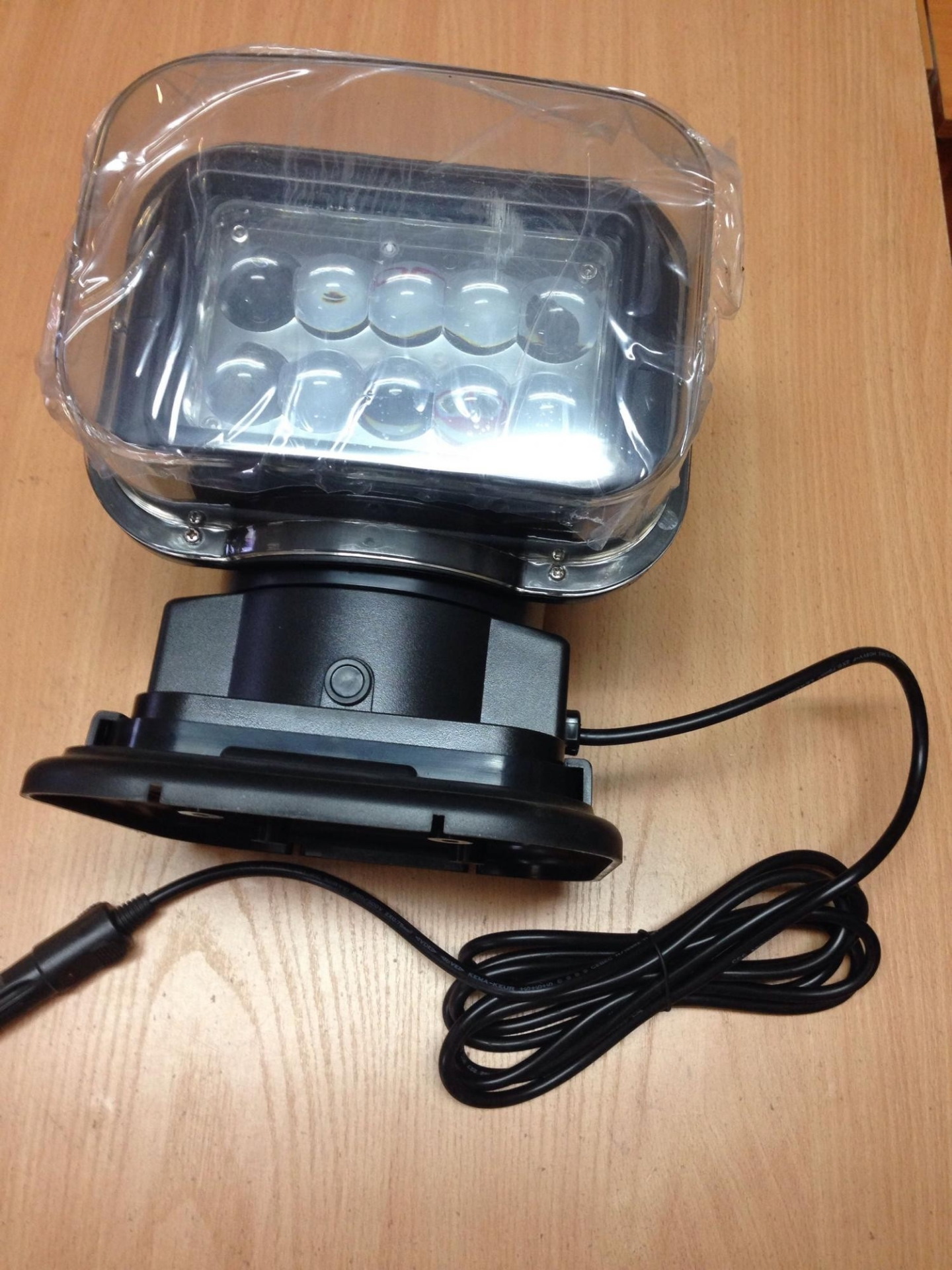 Фонарь антихвост. Фара-искатель cruiser 200. Фароискатель для охоты 12 вольт. Стробоскопы антихвост. Стробоскопы антихвост.