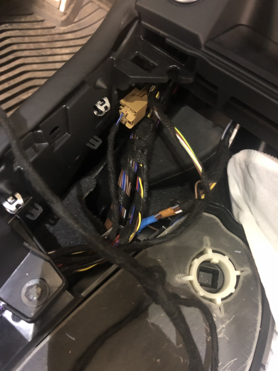 Фото в бортжурнале Audi A4 (B9)