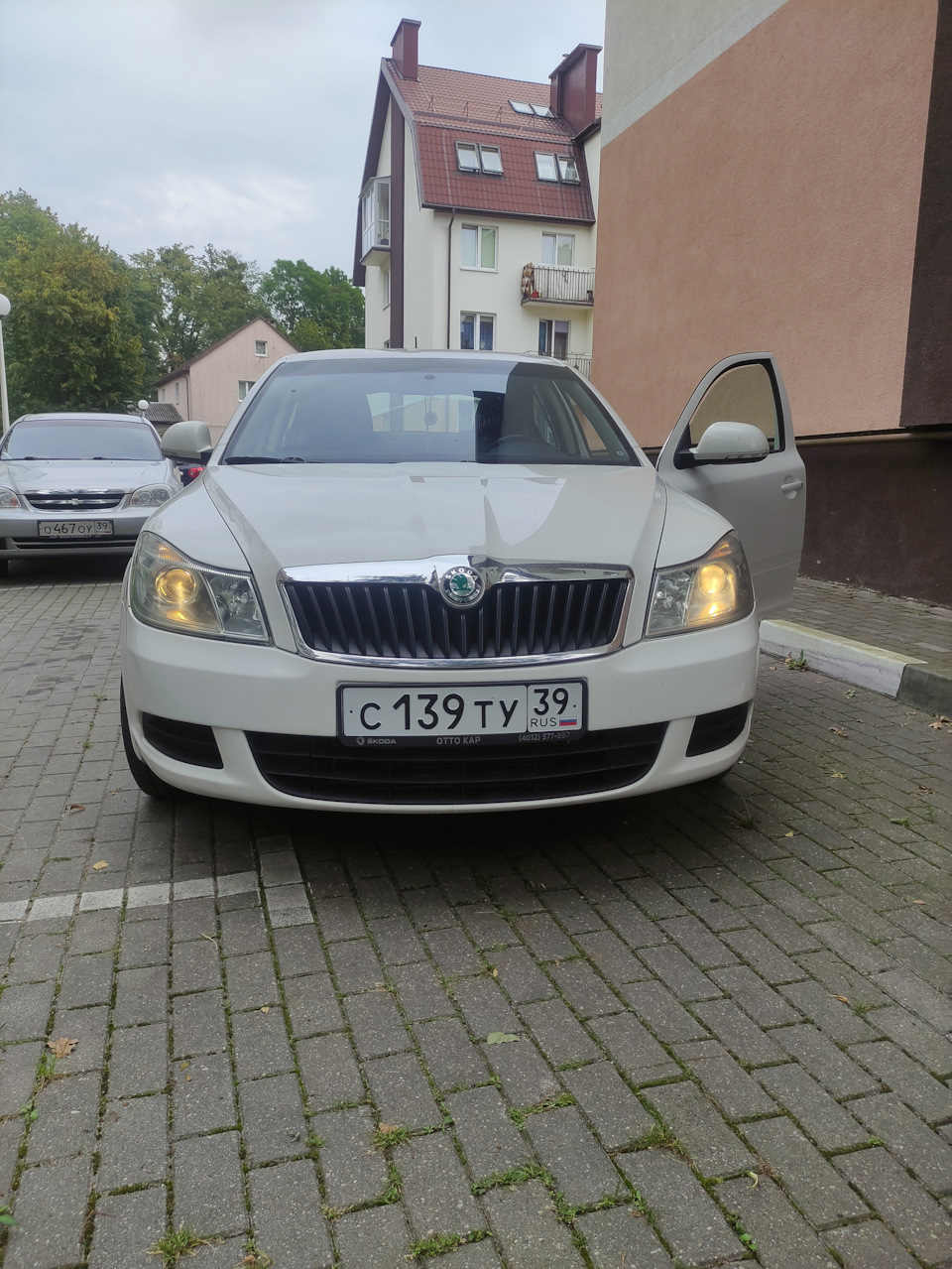 Вопрос знатокам — Skoda Octavia A5 Mk2, 1,6 л, 2012 года | наблюдение ...