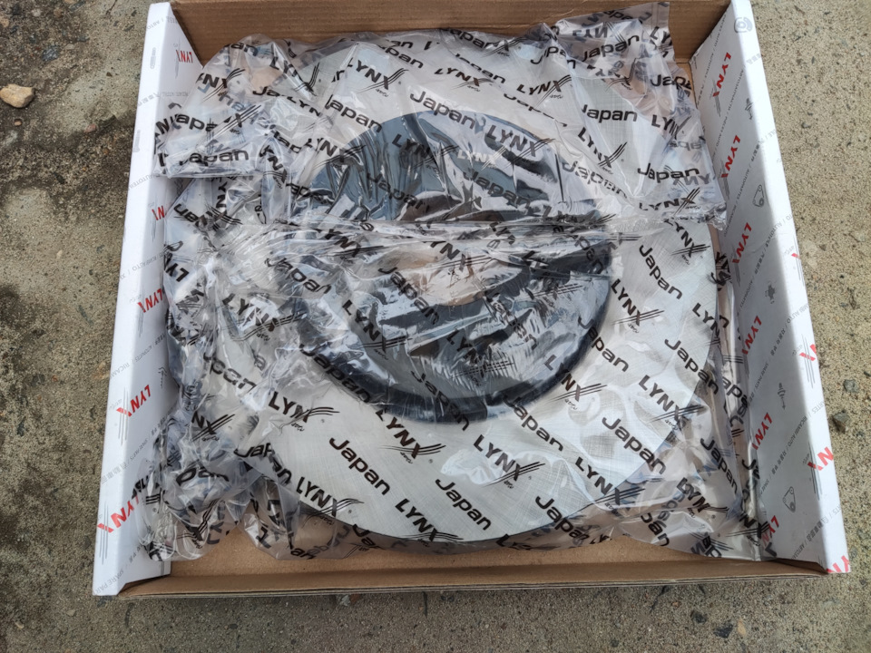 Замена передних тормозов Шевроле Круз 1.8 — Chevrolet Cruze (1G), 1,8 л ...