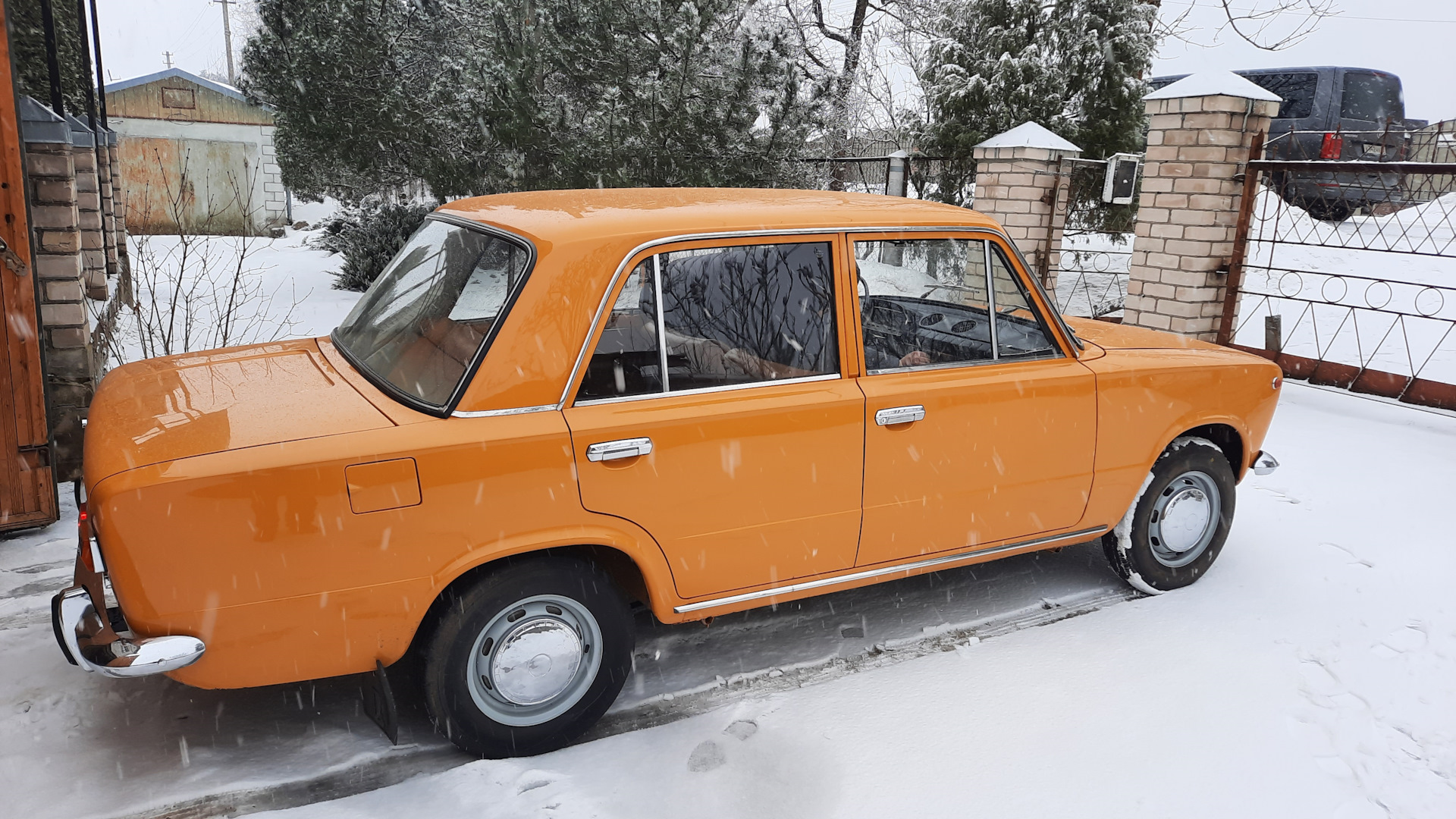 Выбор пал, поездка в Псков — Lada 2101, 1,1 л, 1972 года | покупка машины |  DRIVE2