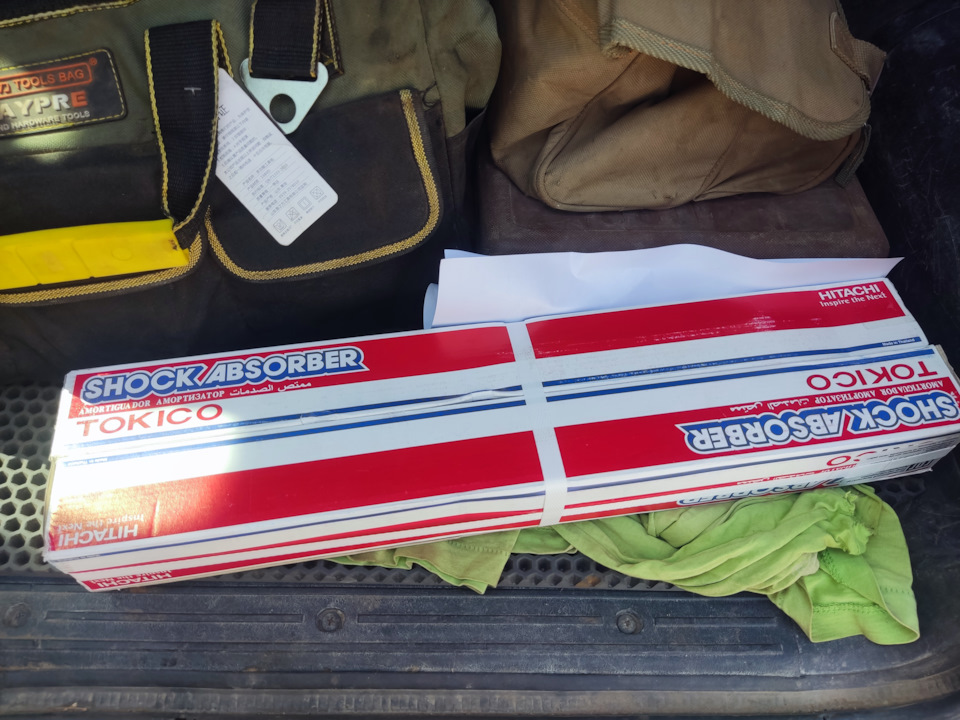 Очередная замена амортизаторов, замена ВВ проводов и наконечников ...