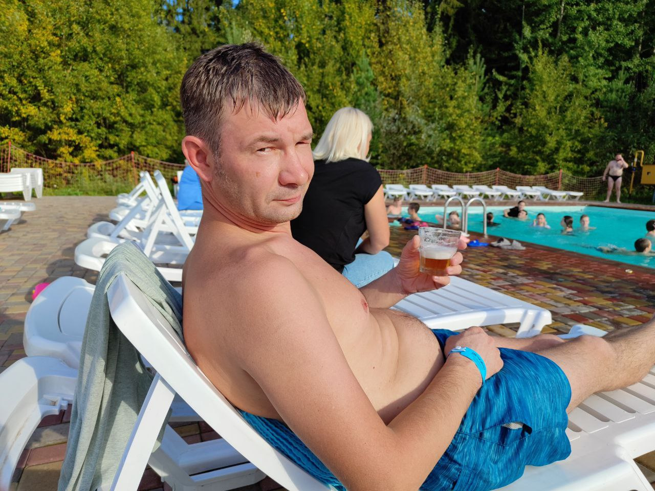 Туристы в крыму. Дает всем на отдыхе. Русские туристки с турками. Дает всем на отдыхе. Турция пляж девушка.