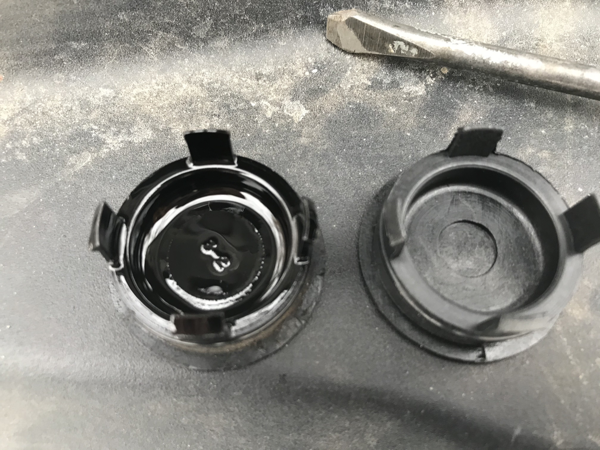 Замена правой заглушки распредвала — Honda Civic 5D (8G), 1,8 л, 2007 ...
