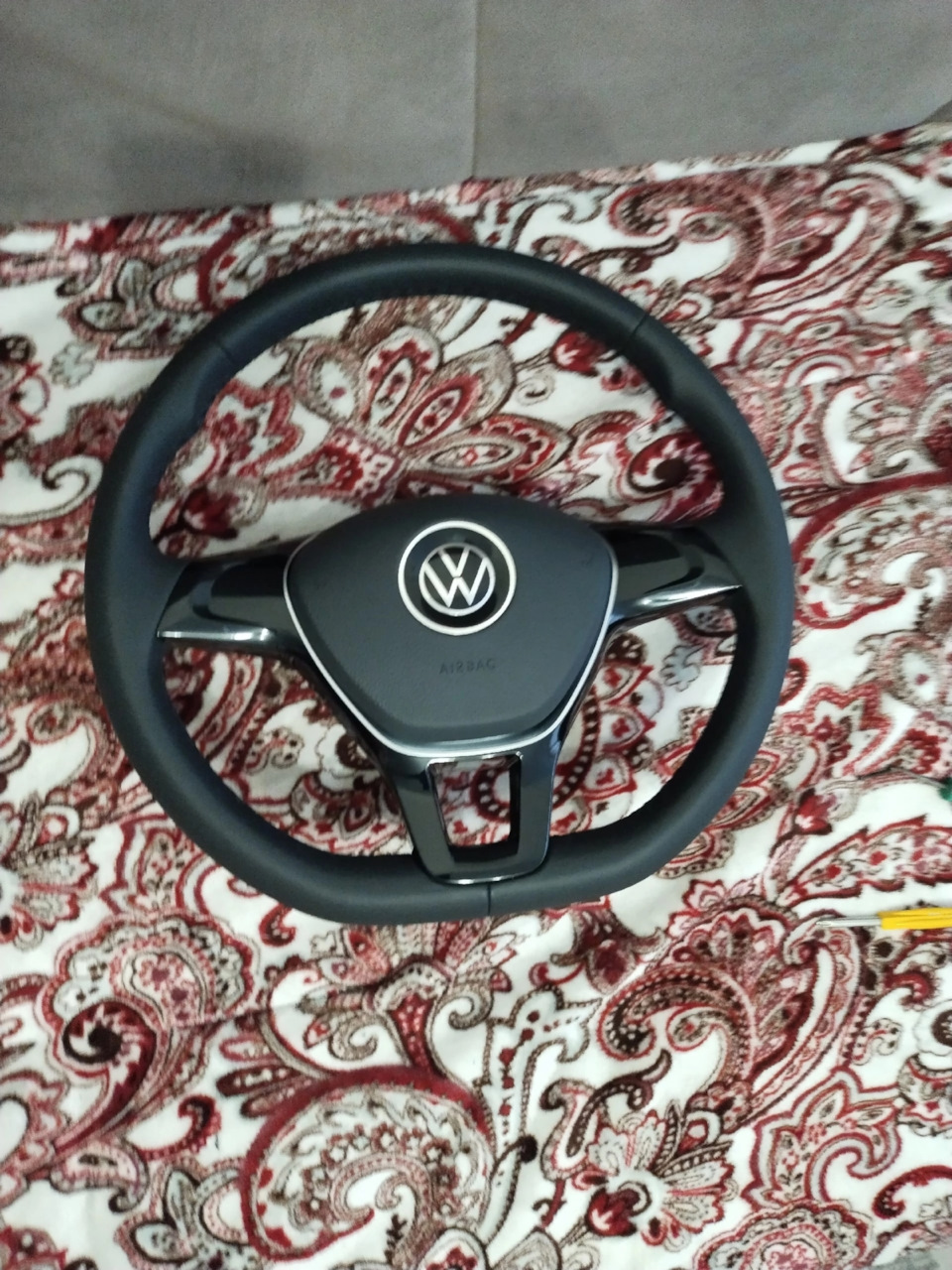 Покупка руля от компании VAG TRADE — Volkswagen Polo Sedan, 1,6 л, 2012 ...