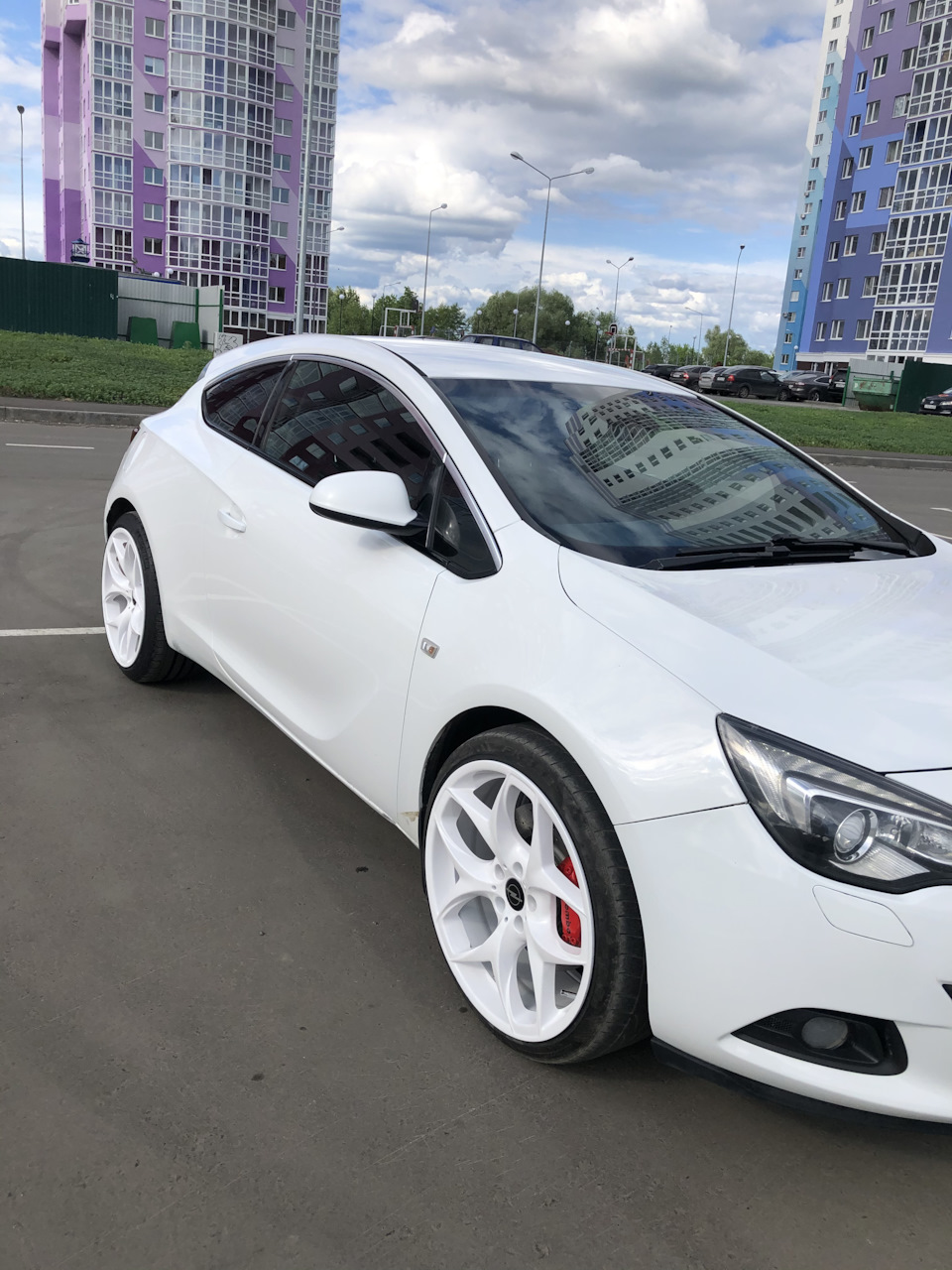 7 — Opel Astra J GTC