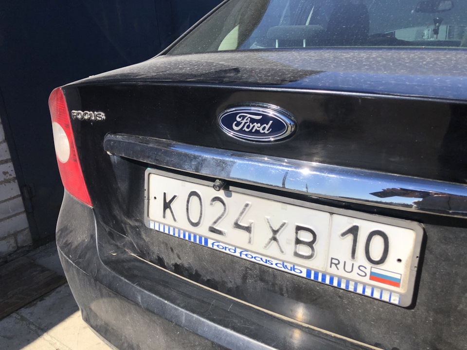 Замена эмблемы Форд Фокус 2 Седан — Ford Focus II Sedan, 1,6 л., 2008 ...