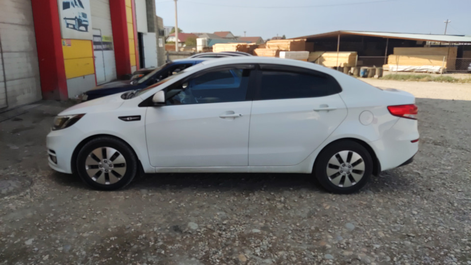 Киа рио 21 год фото KIA Rio (3G) 1.4 бензиновый 2015 на DRIVE2