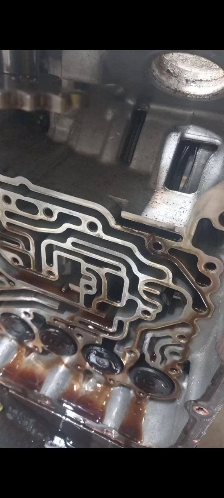 Вот такое вот оранжевое и почти без запаха — Mitsubishi Lancer IX