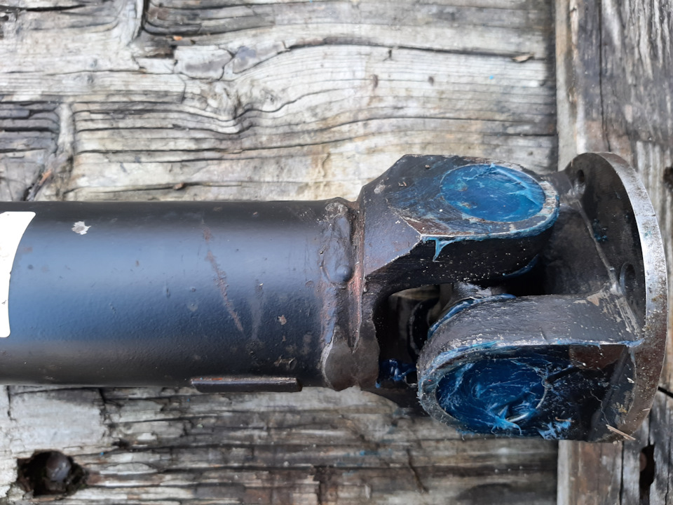 M QAAgB3L A 960 Как выбить крестовину нива шевроле