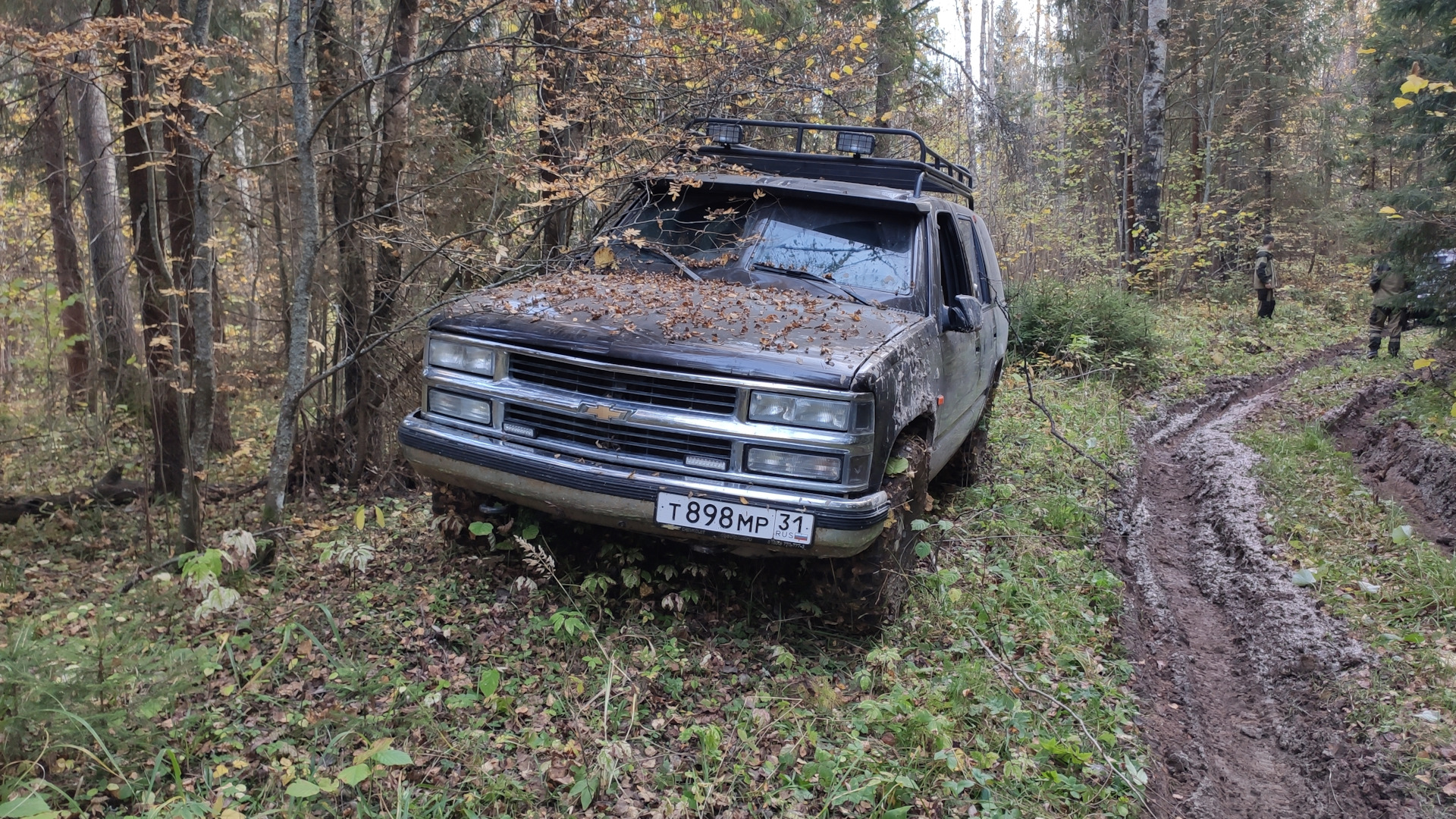 Chevrolet Tahoe (GMT400) 5.7 бензиновый 1997 | Броневик 5.7L на DRIVE2