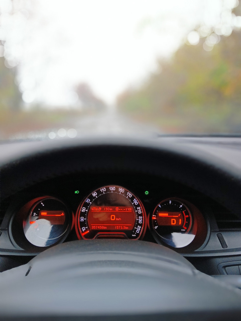 Концевик педали тормоза — Citroen C5 (2G), 2 л, 2010 года | расходники ...