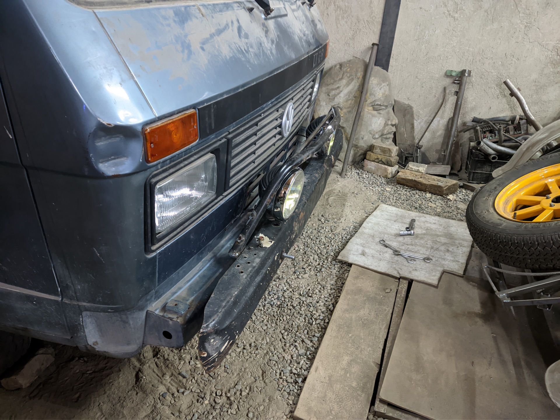 Колхозим передний бампер… — Volkswagen LT (1G), 2,8 л, 1994 года | своими  руками | DRIVE2