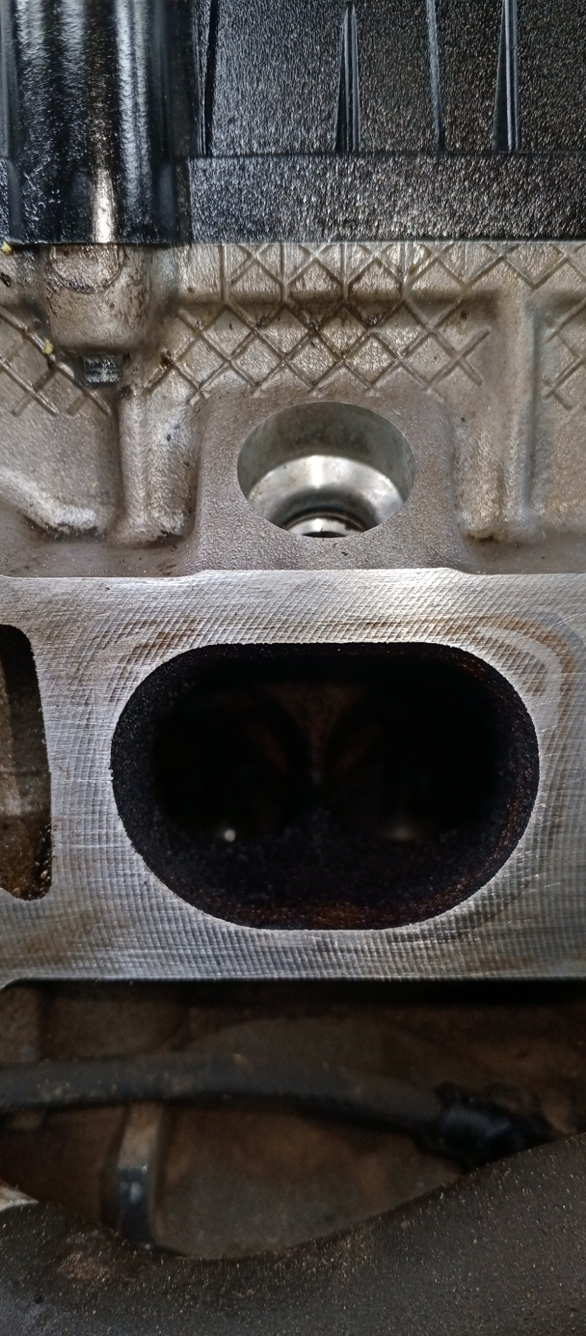 Давит масло из под щупа. Нужна помощь! — Ford S-Max (1G), 2,3 л, 2010 ...