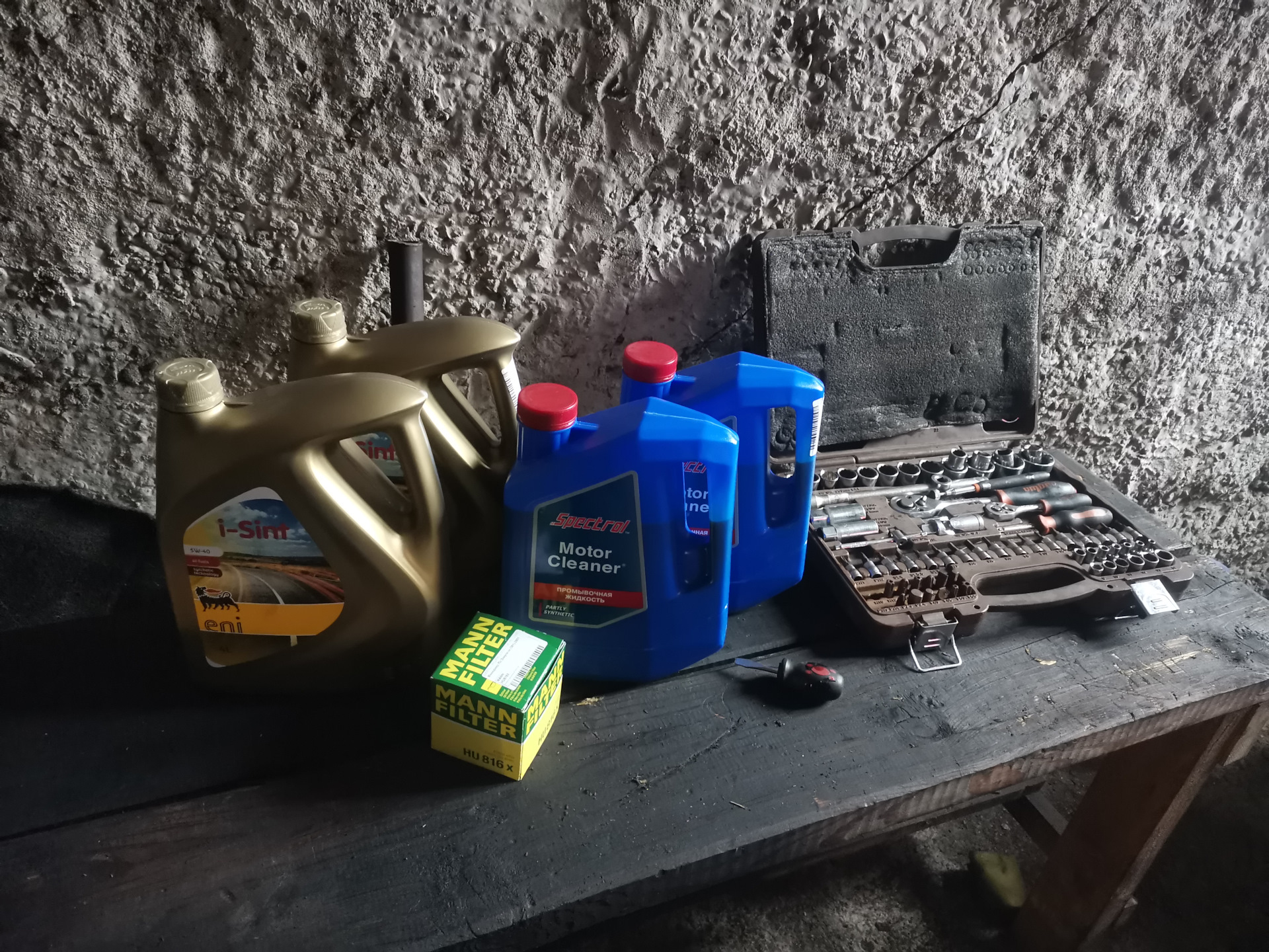 19. Замена масла с промывкой 244 500км. Чистка сеток ваноса. — BMW X5 ...