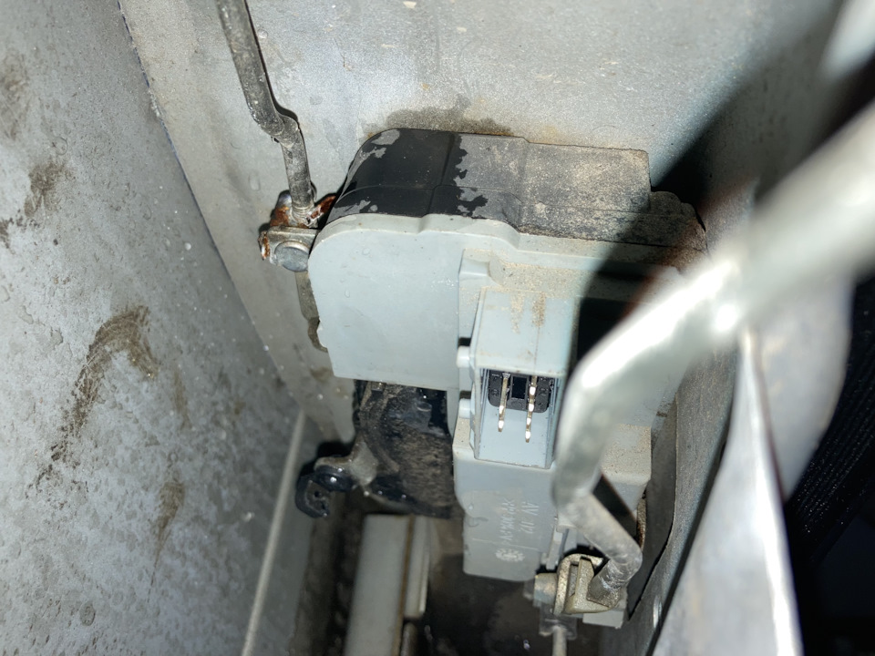 Передняя пассажирская дверь не закрывается с ключа — Lada Калина ...