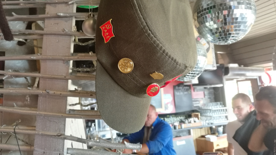 В местном баре все довольно серьезно… — Audi A4 (B9)