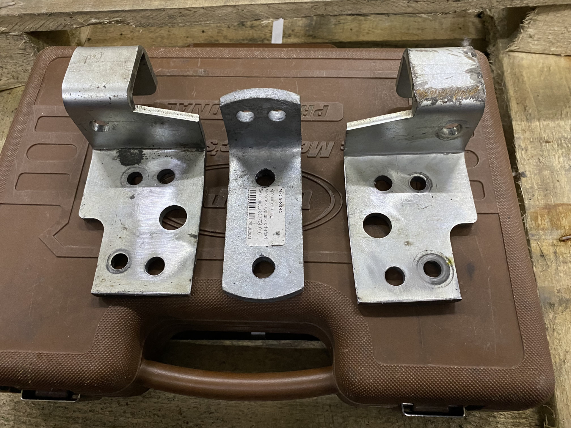 Установка тормоза наката на Прицеп — платформа Бизнес 112550 Евро ...