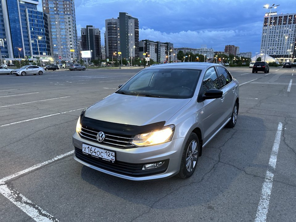 Габариты-Ближний-ДХО — Volkswagen Polo Sedan, 1,6 л, 2019 года ...