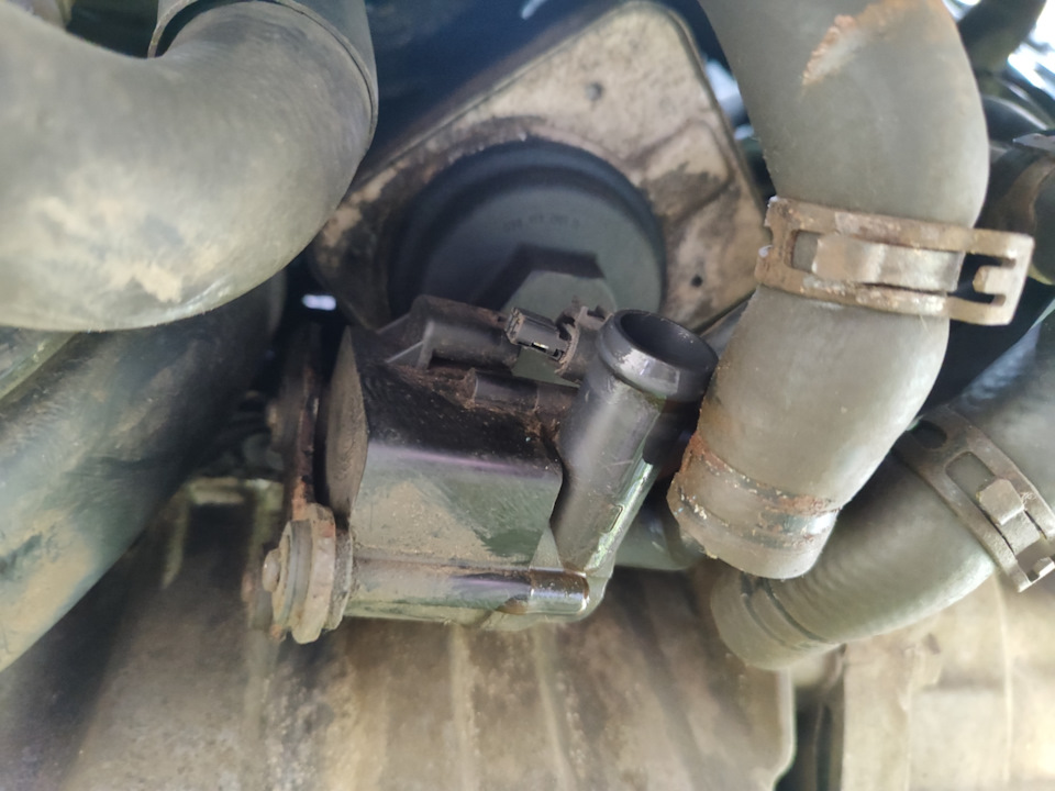 Замена грм и ошибка P0016 — Volkswagen Tiguan (1G), 2 л., 2007 года