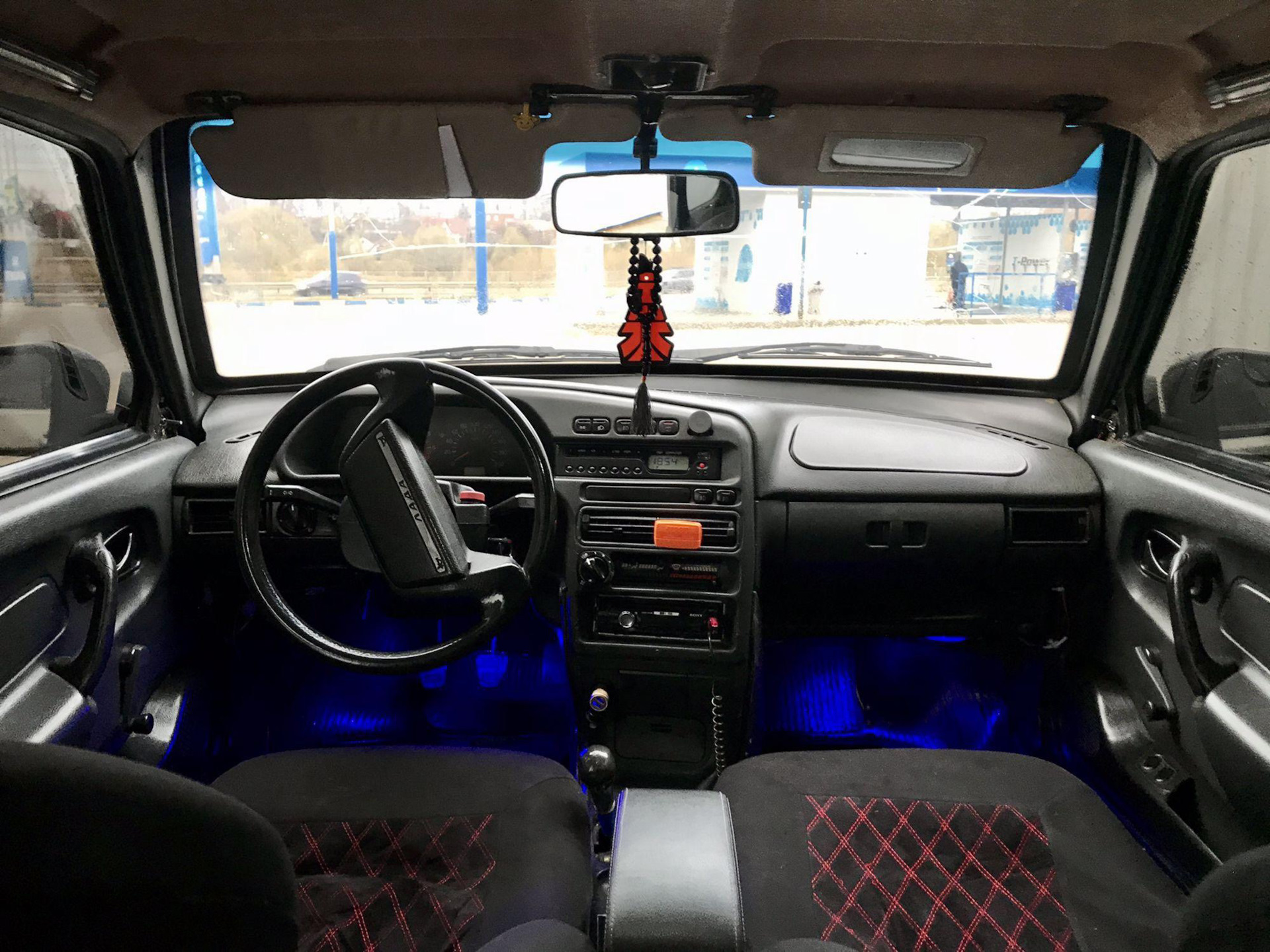 Подсветка салона — Lada 2115, 1,5 л, 2002 года | своими руками | DRIVE2