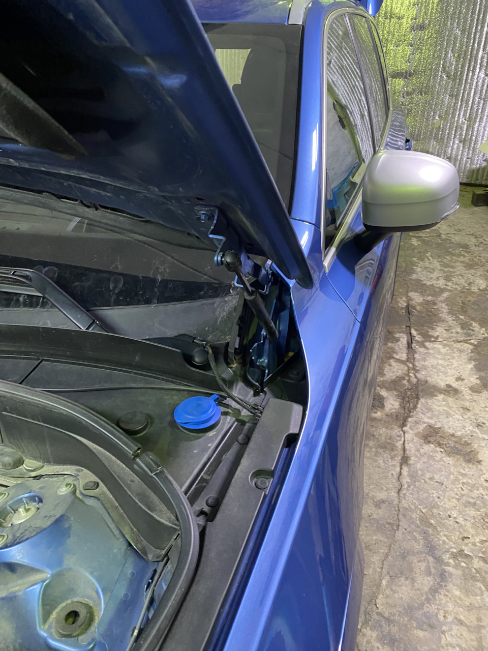 Фото в бортжурнале Volvo XC90 (2G)