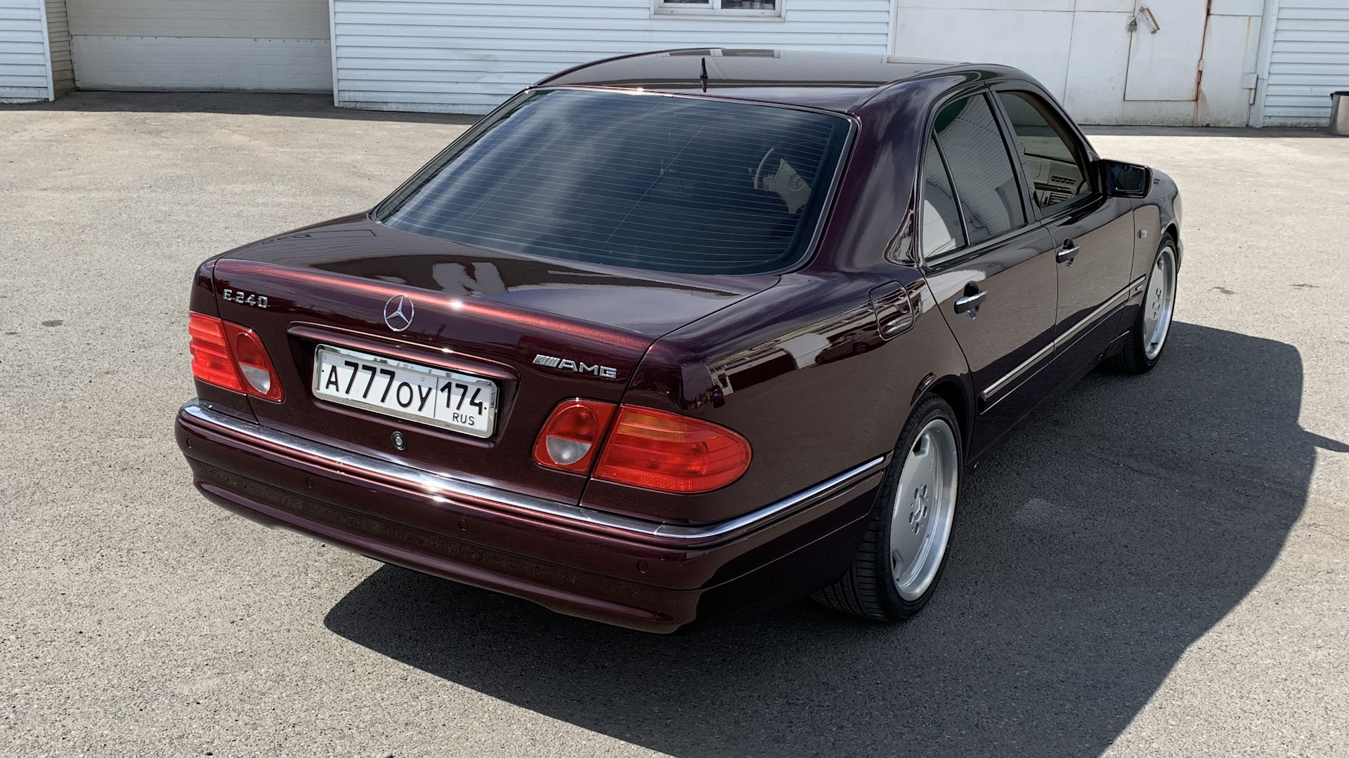 Mercedes-Benz E-class (W210) 2.4 бензиновый 1998 | Портвейн 777 на DRIVE2