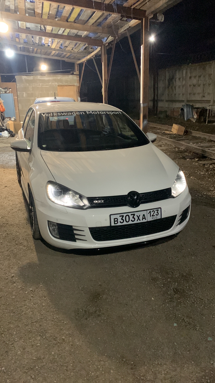 Сейчас я накрашусь и ты даже не заметишь — Volkswagen Golf Mk6 GTI, 2 л,  2010 года | кузовной ремонт | DRIVE2