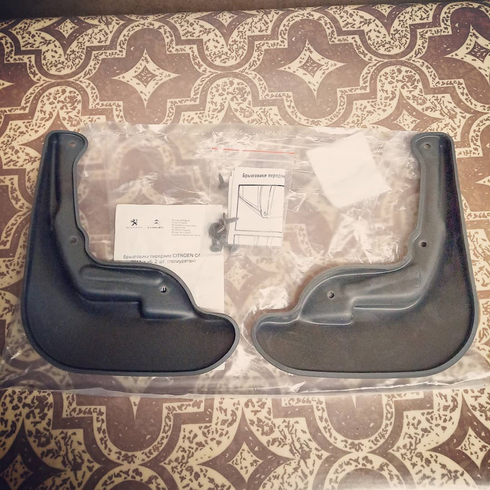 Покупка и установка передних и задних брызговиков PSA на Citroen C4 L ...