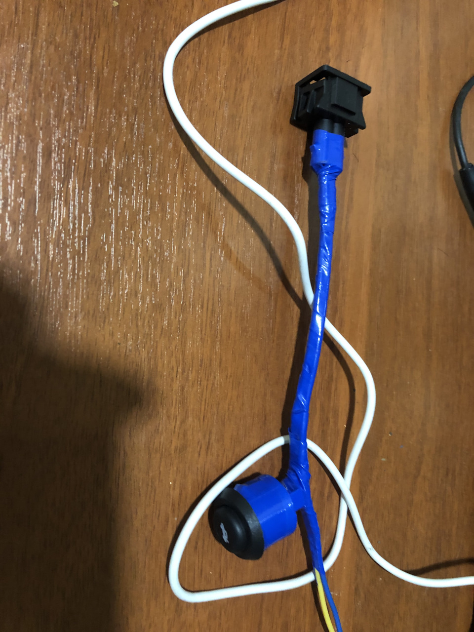 Устройство для промывки форсунок — Ford Fiesta (Mk V), 1,4 л, 2007 года ...