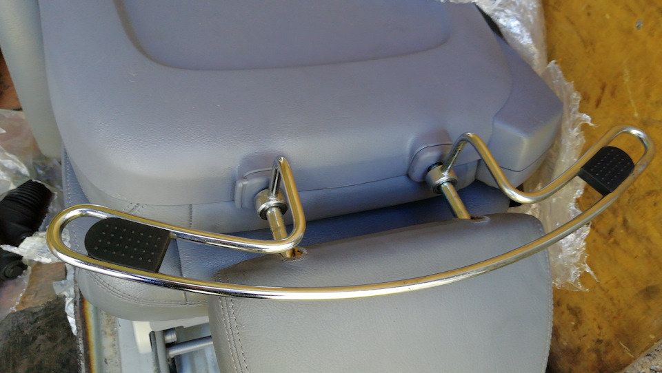 небольшой подарочек от продавца — Mercedes-Benz Sprinter (2G)