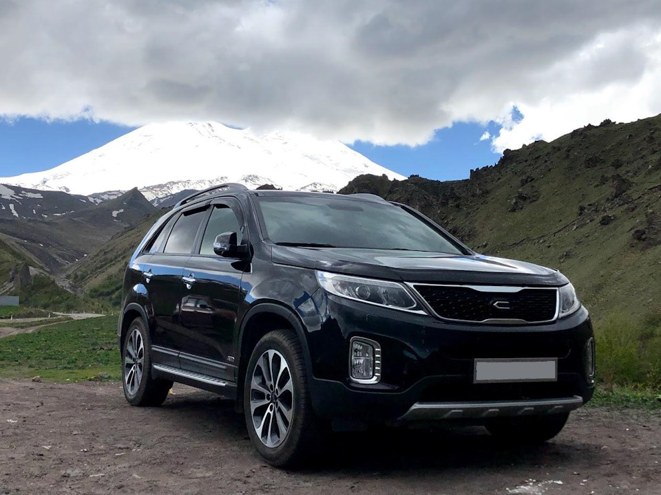 Над Джилы Су нависла грозовая туча, а Эльбрус сияет на солнце! — KIA Sorento (2G)