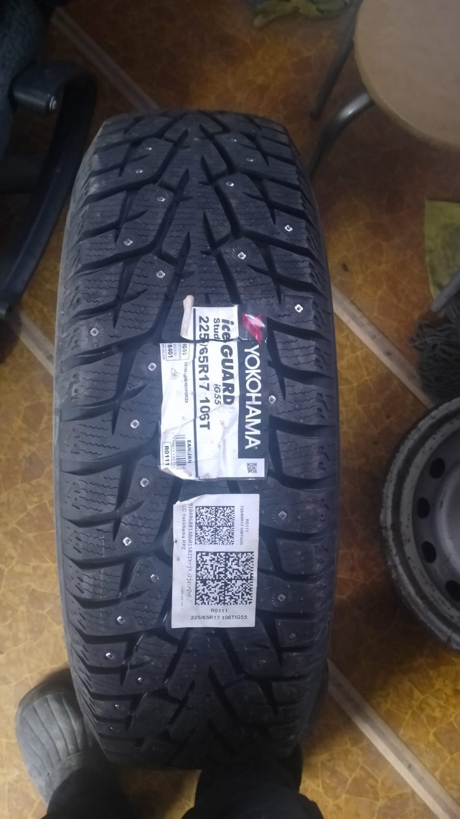 Зима новая резина и диски от туарега — Volkswagen Transporter T5, 1,9 л ...