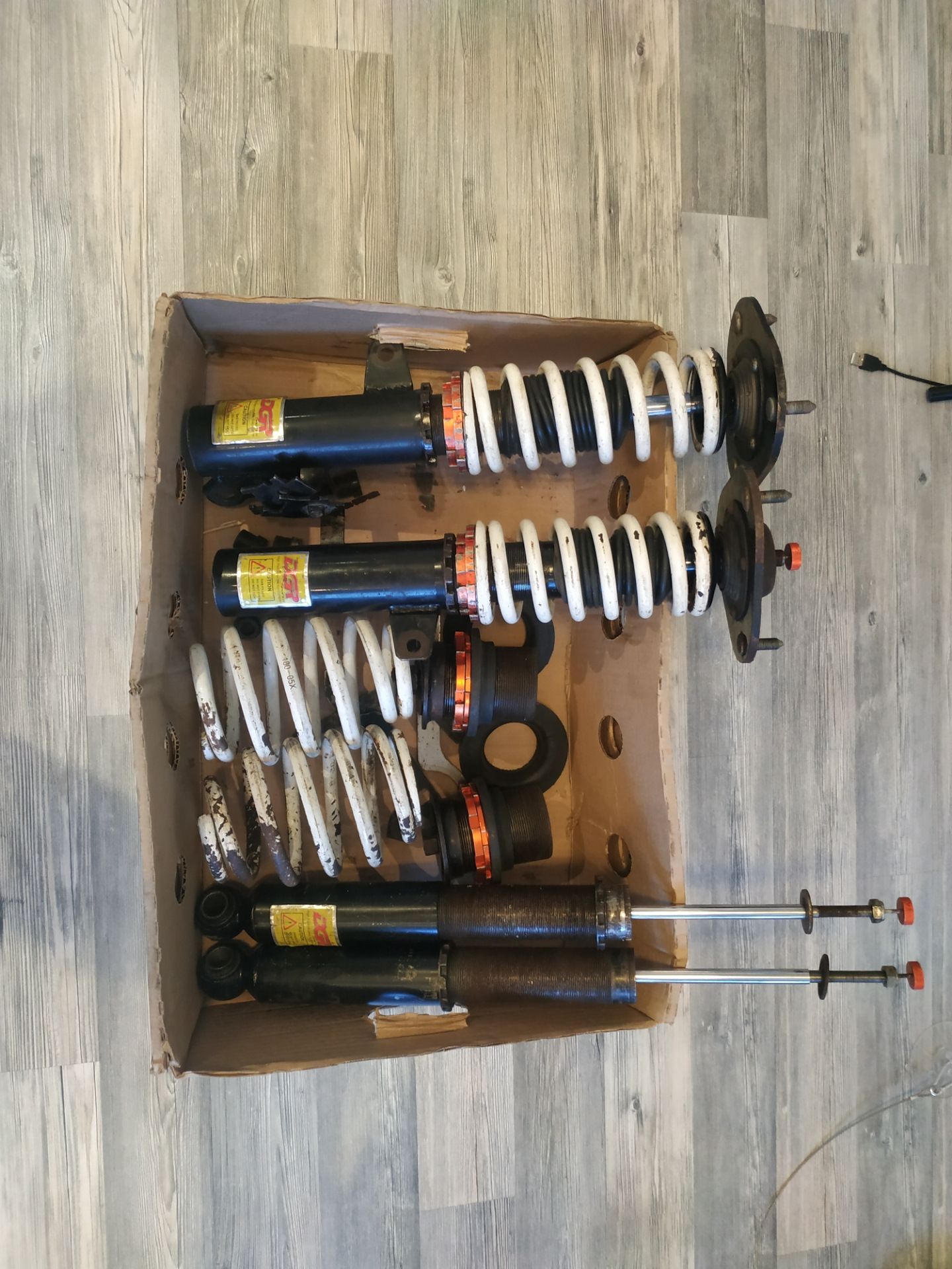 Custom springs. Винты фултап. Койловеры фултапы. Фултапы две пружины.