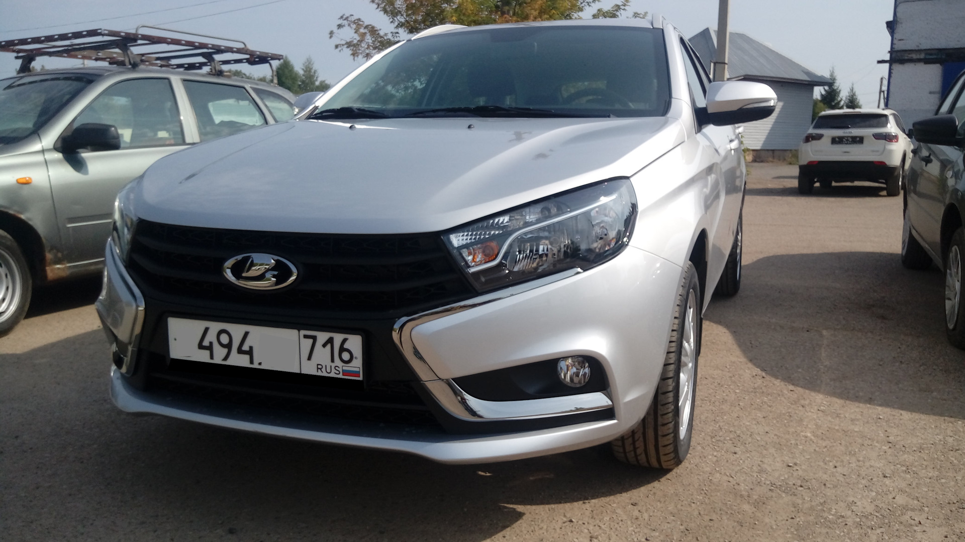 Lada Vesta SW 1.8 бензиновый 2018 | Silver Shark на DRIVE2