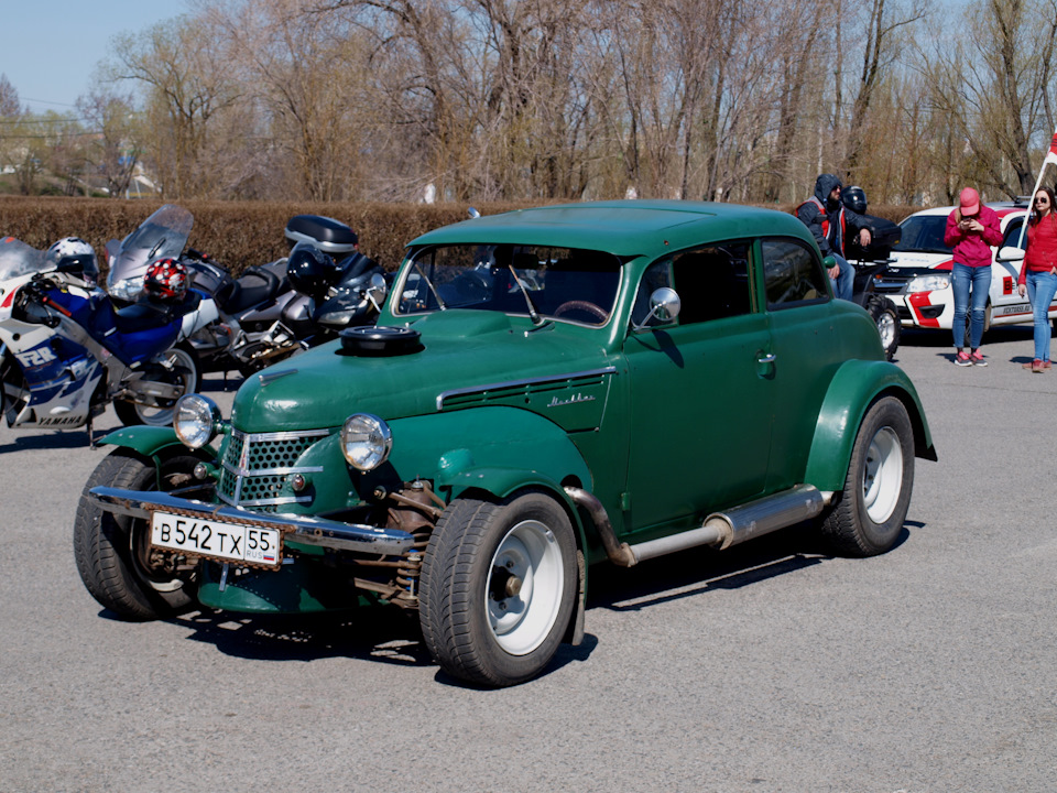 Москвич 400 hot Rod