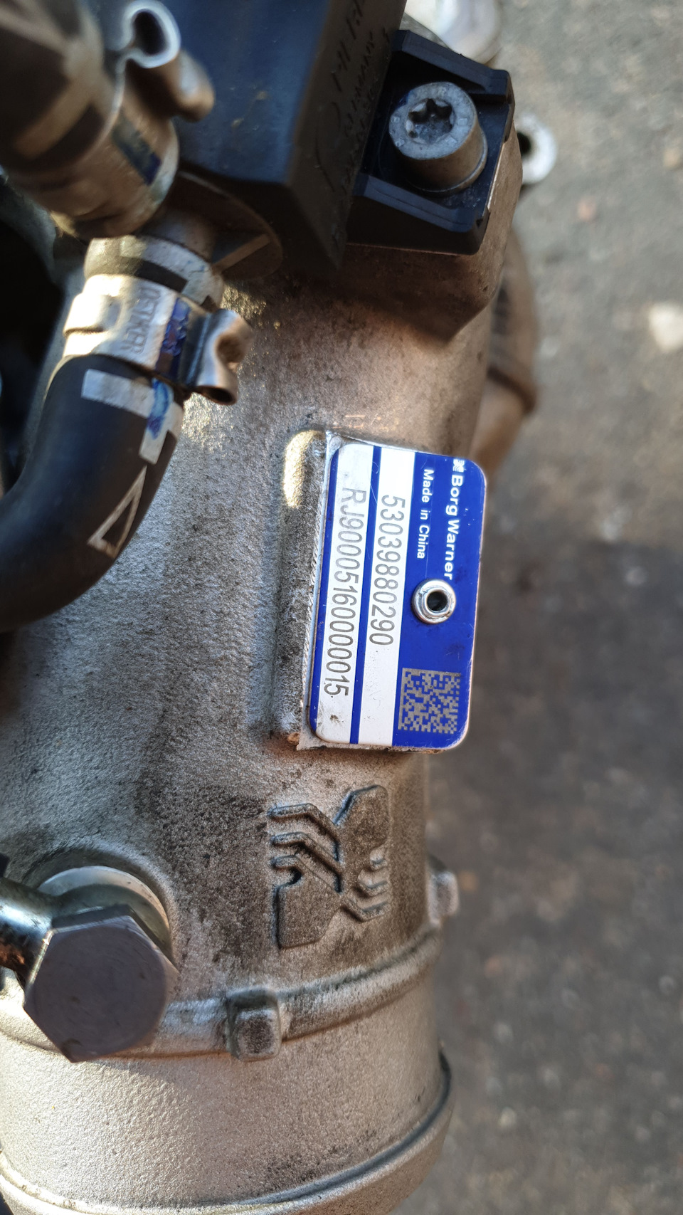 Фото в бортжурнале Skoda Yeti. Запчасти на фото: 53039880290