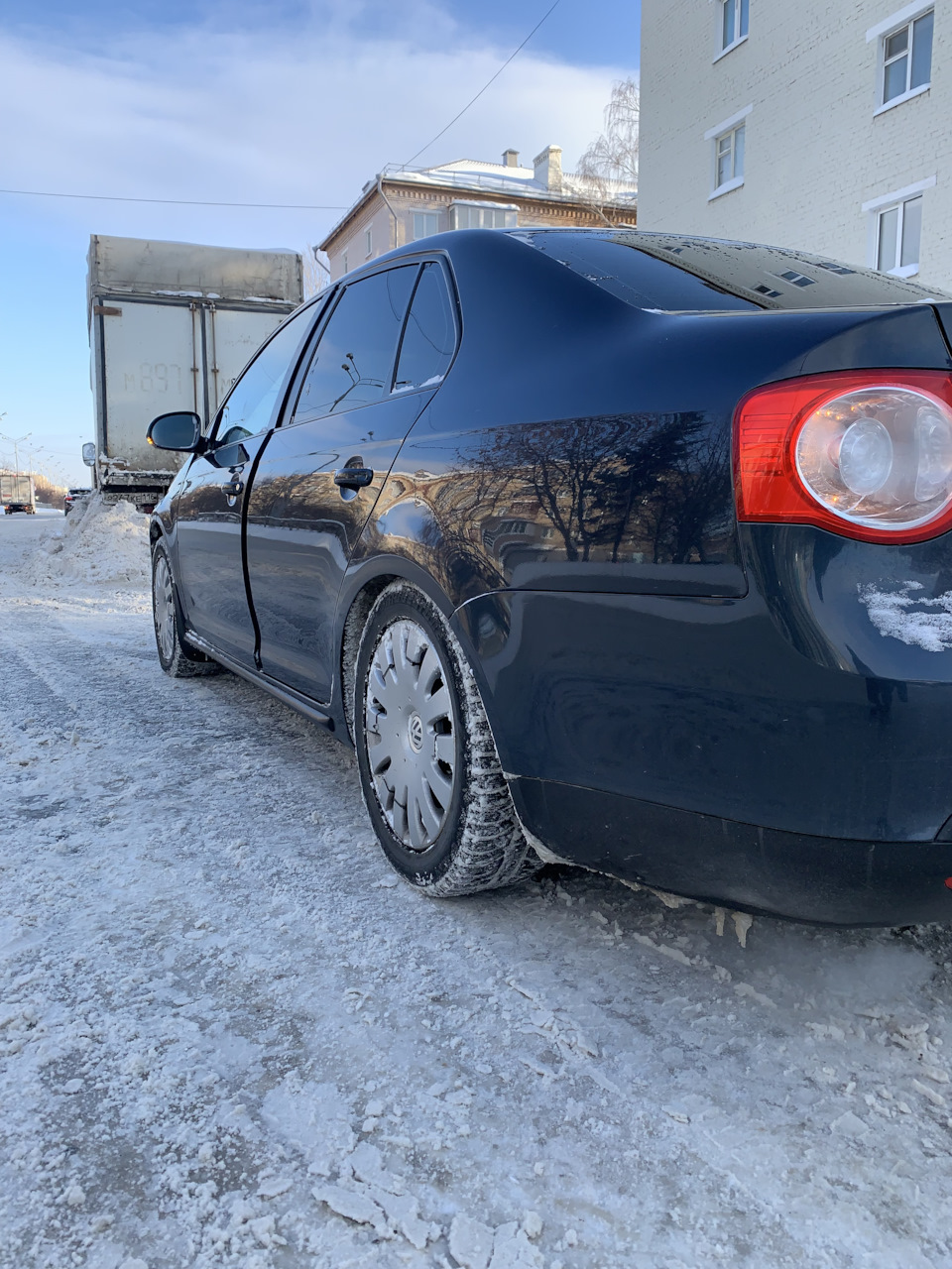 Без посадки авто нет — Volkswagen Jetta V, 1,6 л, 2009 года | поломка |  DRIVE2