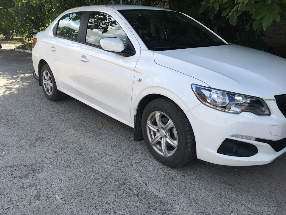 Фото в бортжурнале Peugeot 301 (2012)