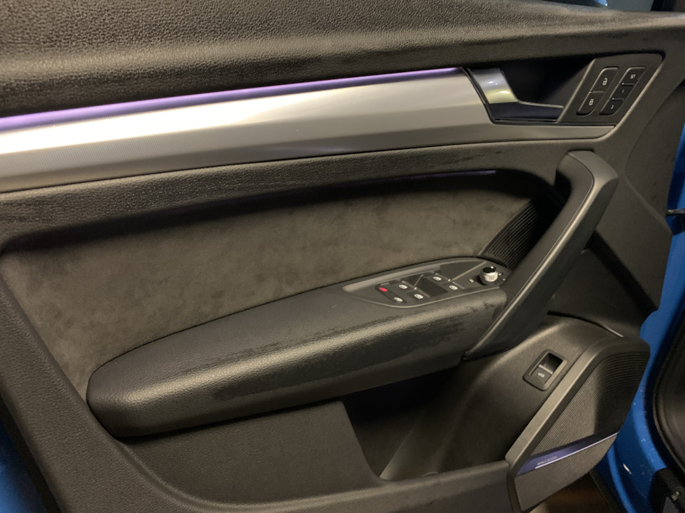 Установка шторок на задние окна — Audi Q5 (2G), 2 л, 2019 года | тюнинг ...